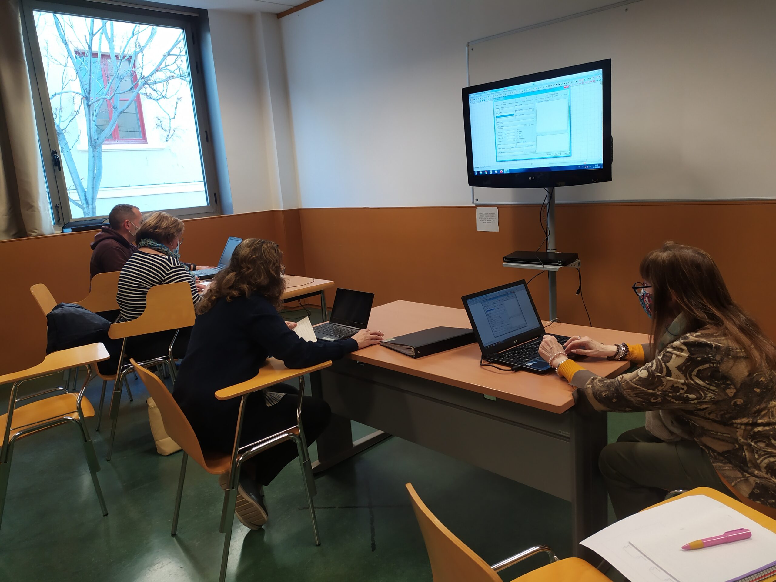 Sesión del Taller de Genealogía e Historia Familiar